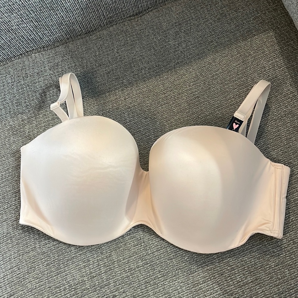 NWT Strapless Bra 36DDD